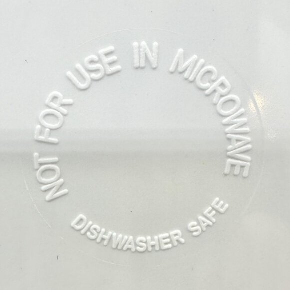 The Giving Plate 12" Round Snowy Snowman Design Melamine Dishwasher Safe Not Mic - Picture 5 of 6